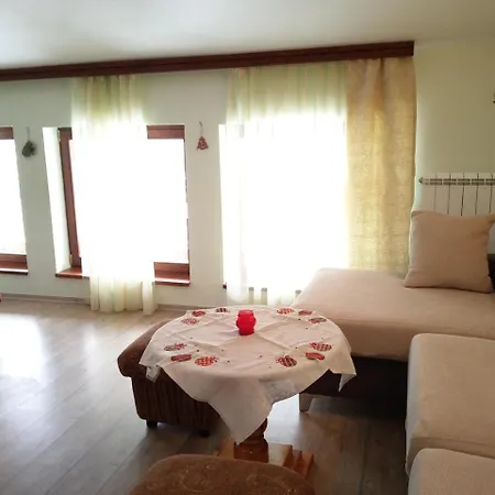 Vlahvi's House Hotel Stoykite