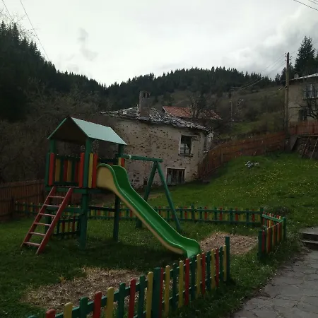 Hotell Vlahvi's House Stoykite