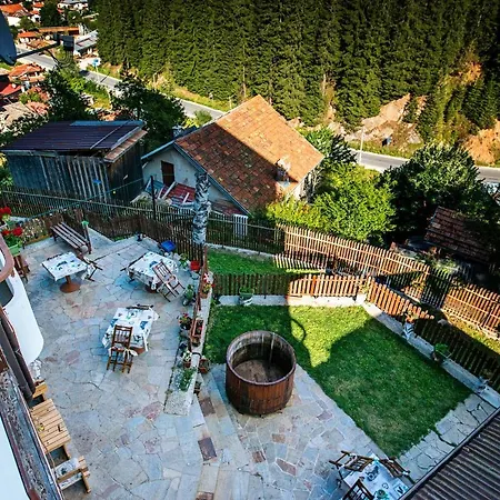 Vlahvi's House 2*